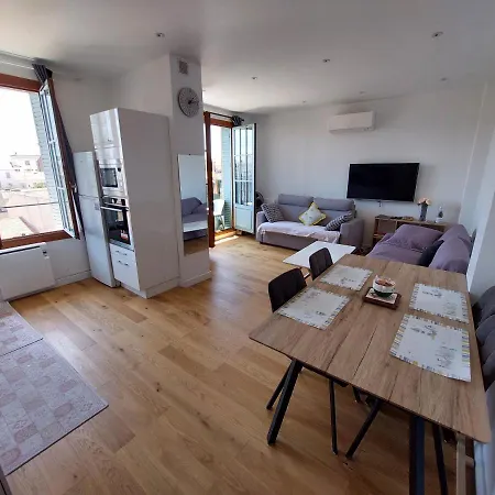 Apartment Centre, Super Cosy Near Everything